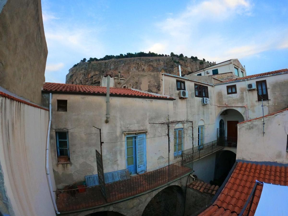 Gioeni 23 Appartement Cefalù Buitenkant foto